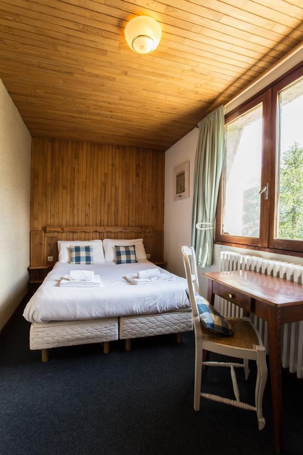 Chalet Les Melezes Bed & Breakfast Tignes Exterior photo